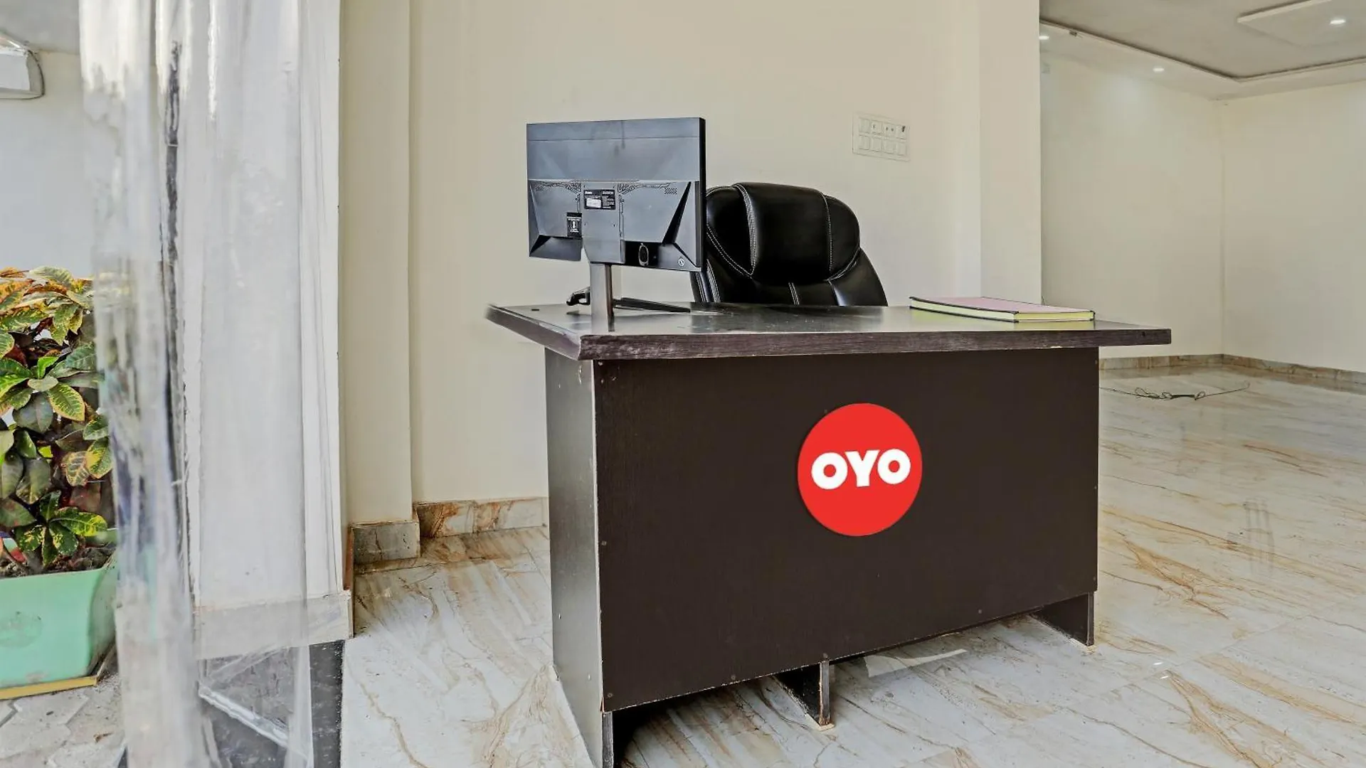 Hotel O Bhardwaj  Waranasi